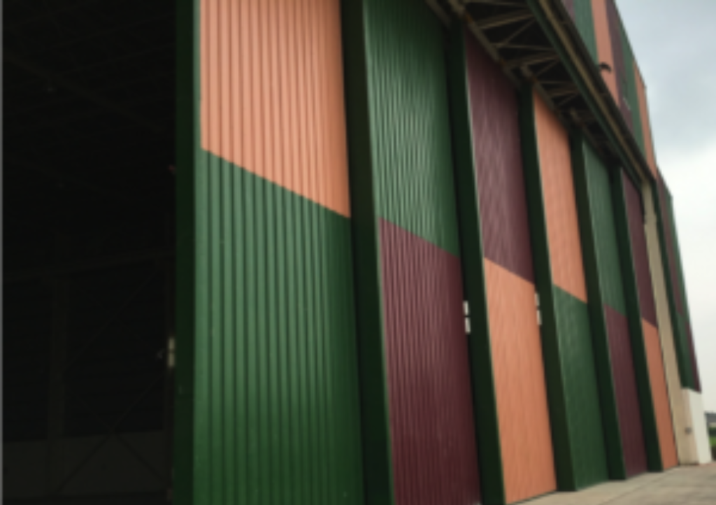 230 ft (w) x 39 ft (h)